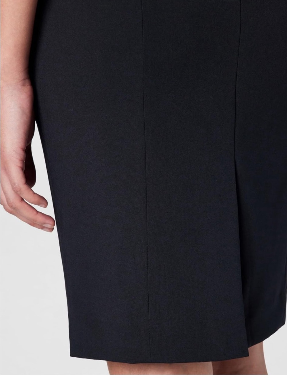 Calvin Klein Tailored Black Pencil Skirt — Sleek Workwear Staple - Picture 6 of 8